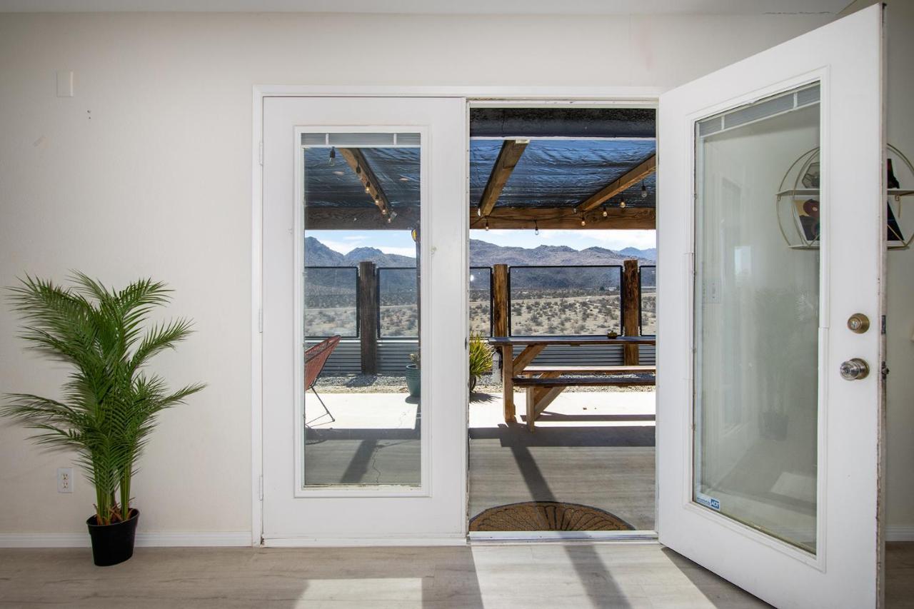 Sapphire Haven + Casita! Pool + Spa + Movie Theatre + 10 Min To Monument! Joshua Tree Extérieur photo
