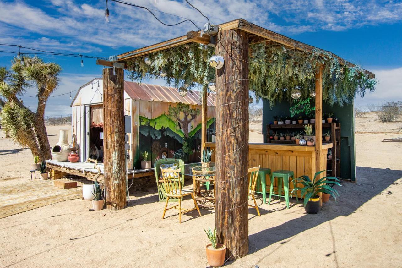 Sapphire Haven + Casita! Pool + Spa + Movie Theatre + 10 Min To Monument! Joshua Tree Extérieur photo