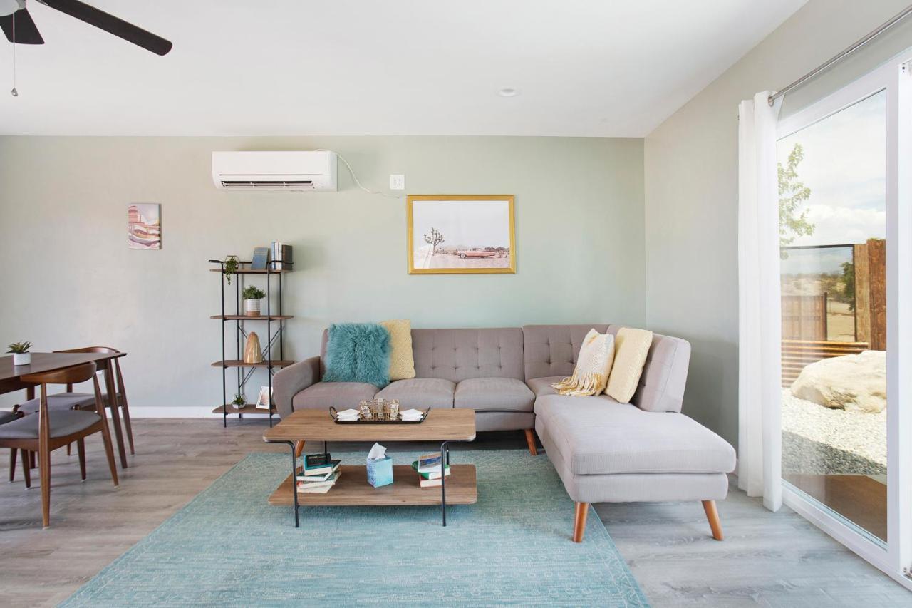 Sapphire Haven + Casita! Pool + Spa + Movie Theatre + 10 Min To Monument! Joshua Tree Extérieur photo