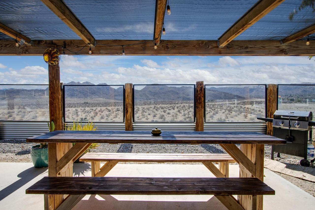 Sapphire Haven + Casita! Pool + Spa + Movie Theatre + 10 Min To Monument! Joshua Tree Extérieur photo