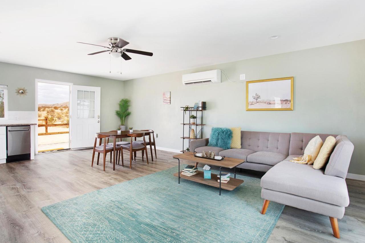 Sapphire Haven + Casita! Pool + Spa + Movie Theatre + 10 Min To Monument! Joshua Tree Extérieur photo